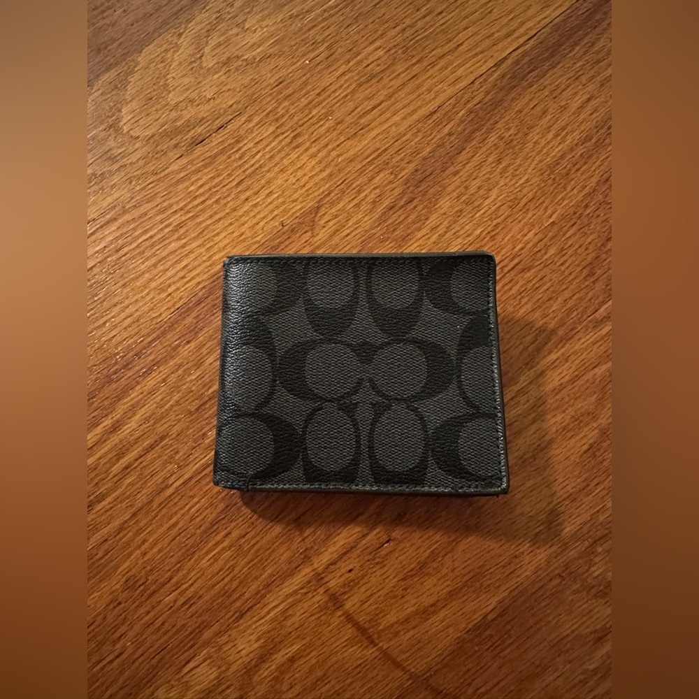 Coach Signature Black Card Holder